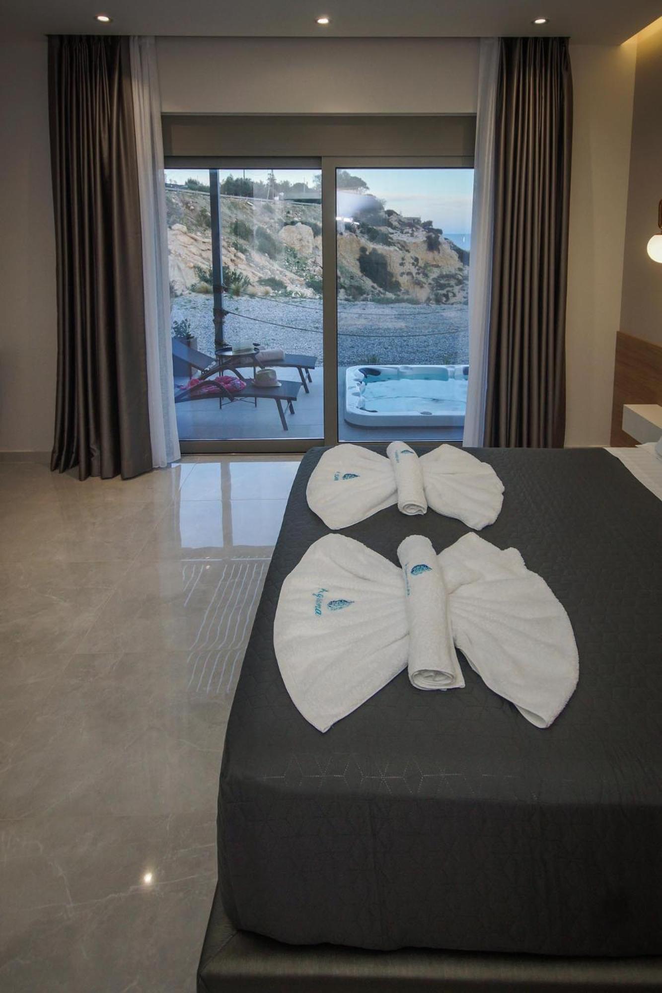 Aquamarine Luxury Suites Архангелос Экстерьер фото