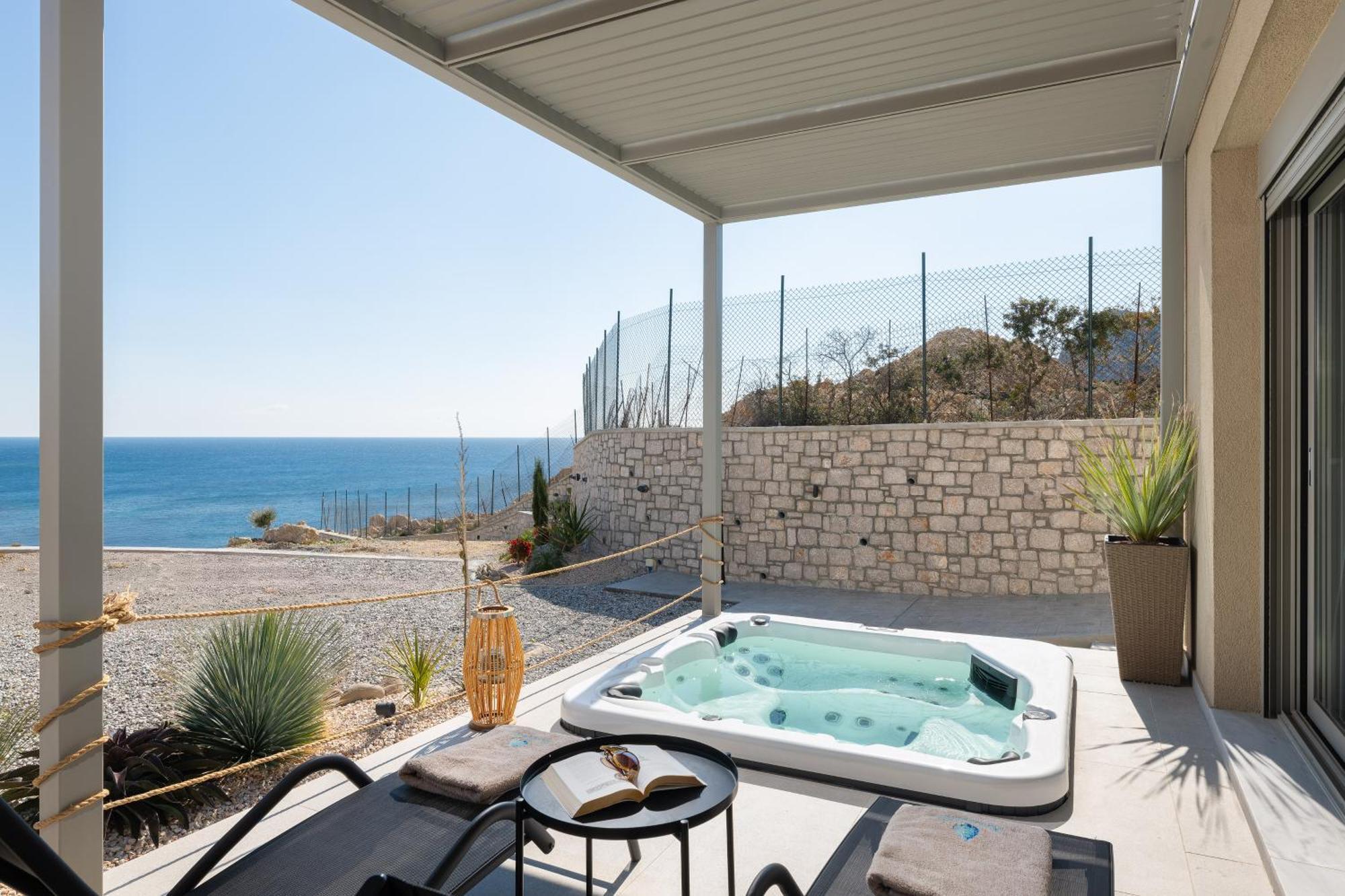 Aquamarine Luxury Suites Архангелос Экстерьер фото